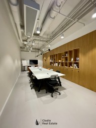 Spaces Prague Smichoff: Prostorné zasedací místnosti kde bude radost pracovat 