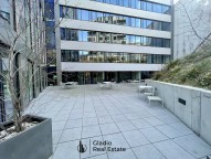Spaces Prague Smichoff: Na rozlehlé terase se nemusíte bát, že by jste se nedostali na čerství vzduc