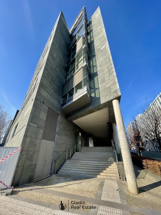 Niel House: vstup do budovy 