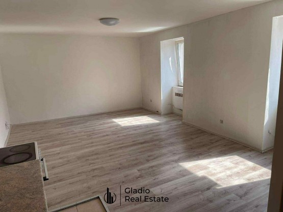 3554c7fb-563a-4542-bcd0-ecf8c0a3fd8f