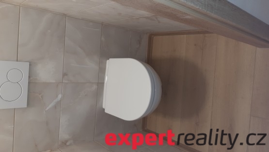 WC samostatné, Geberit