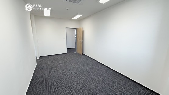 pronajem_kancelar_tkalcovska_04