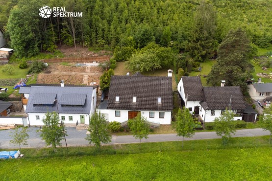 prodej-rodinny-dum-Jimramov_01