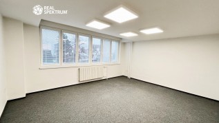 č.34 kancelář - 1 z 2