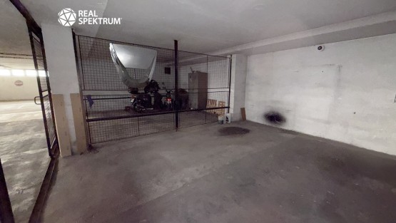 pronajem_garaz_loosova_03