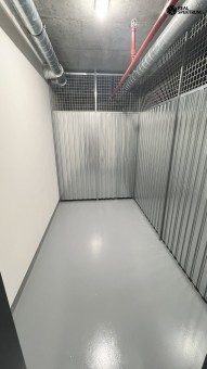 pronajem_byt_bratislavska_spolecne_prostory_01