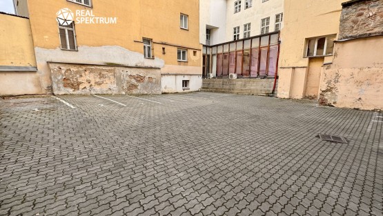 pronajem_kancelar_husova_28