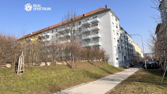 prodej_byt_Kabatnikova_30