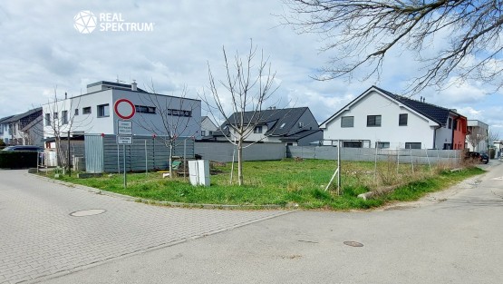 prodej_pozemek_slatina_01_01