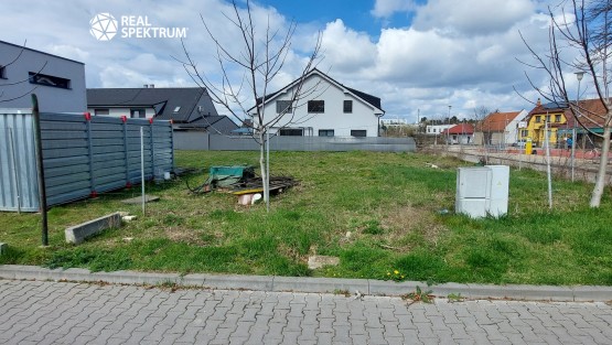 prodej_pozemek_slatina_02