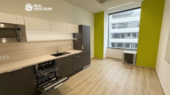 Pronájem KA BC Titanium_02