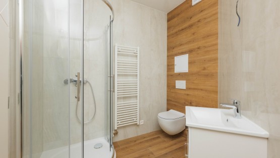 RS I FAMEROVO NAMESTI-104