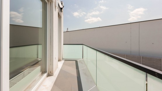 RS I FAMEROVO NAMESTI-101