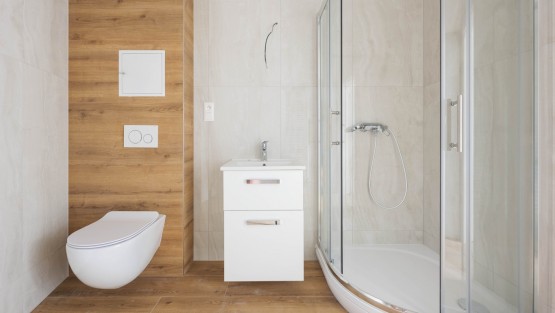 RS I FAMEROVO NAMESTI-67