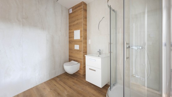 RS I FAMEROVO NAMESTI-66