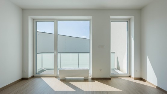 RS I FAMEROVO NAMESTI-71