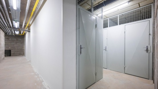 RS I FAMEROVO NAMESTI-147