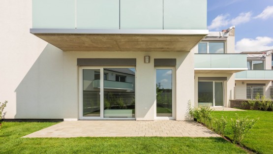 RS I FAMEROVO NAMESTI-44