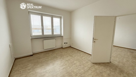 Pronájem KA Pražákova_03