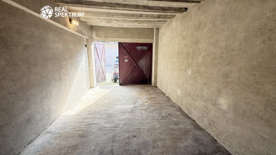 Garáž Žižkova_06