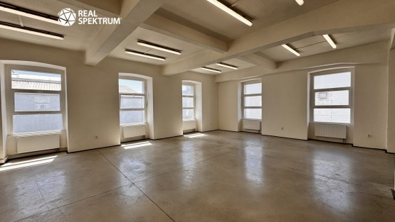 Pronájem sklad Mlýnská 2.NP_07