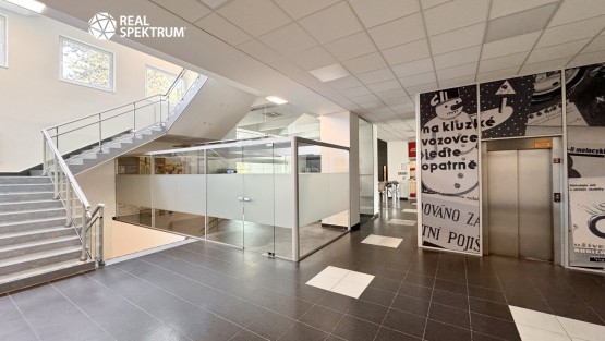 pronajem-kancelar-purkynova-office-centre-01