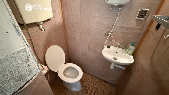 pronajem_obchodni_prostor_vranovska_01