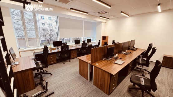 Babák office (22)