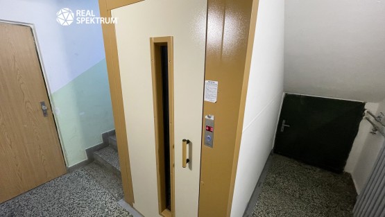 RS I pronájem - byt Komárov (12)