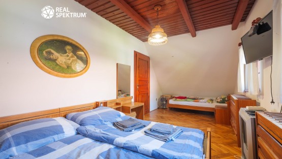 RS I KARLSTEIN 48-29