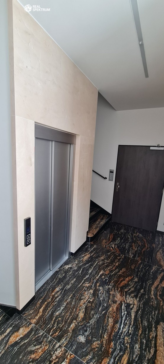 Společné prostory - Thonetův palác (9)