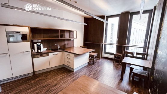 Kanceláře Uniqua Trnitá (6)