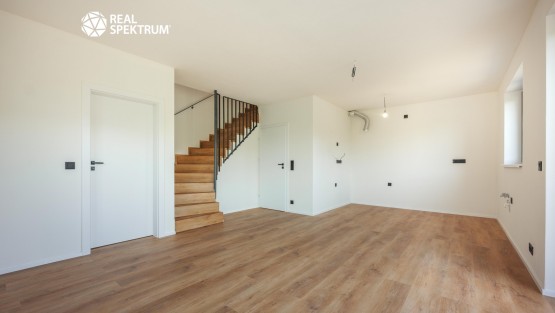 REALSPEKTRUM I Tesnohlidkova 11a,Slapanice-45