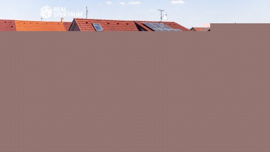 Pozemek s bazénem