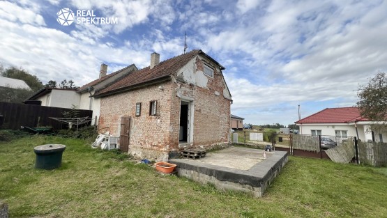 prodej-rodinny-dum-uhercice-10