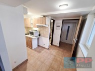 C6f79945065b411f007a8d82c0d1a5b461521