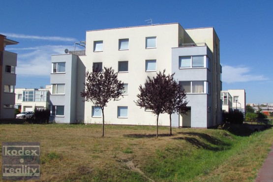 zdeny-byt-3+kk-malsovice-hradec-kralove-prodej-2
