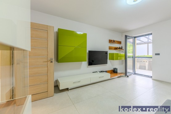 Michal Havlíček fotografie - KODEX reality - dům Na Vinici- DSC09019-HDR