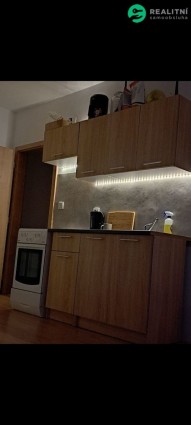 B07644d8de1c12f1689746f0ac4fb93434044