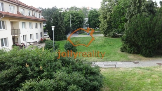 whn800x800wm1-b2df7-pronajem-bytu-1-kk-28-m2-brno-komin-dsc02077-01c0d1