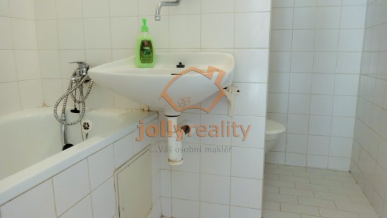 pronajem-bytu-1-1-32-m2-brno-jundrov-dsc05466-2-32f5d4