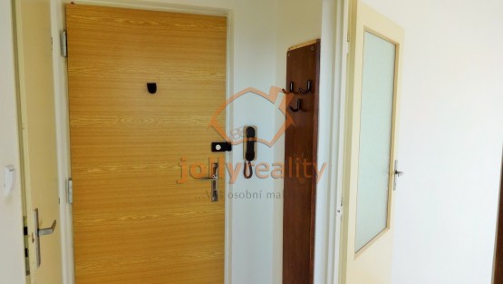 pronajem-bytu-1-1-32-m2-brno-jundrov-dsc05457-2-305c31