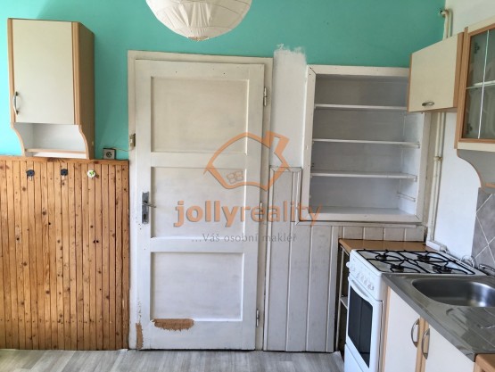prodej-bytove-jednotky-v-rd-2-1-48-m2-se-zahradou-206-m2-ve-zbysove-u-brna-33db7e