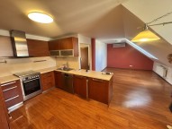 Fd16a9528578a4b667e4504601ab6aaa37053