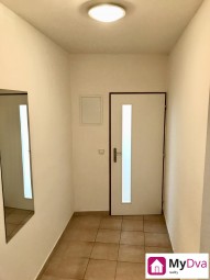 B1B10750-360E-42BE-B085-FF02EF5ECB4D