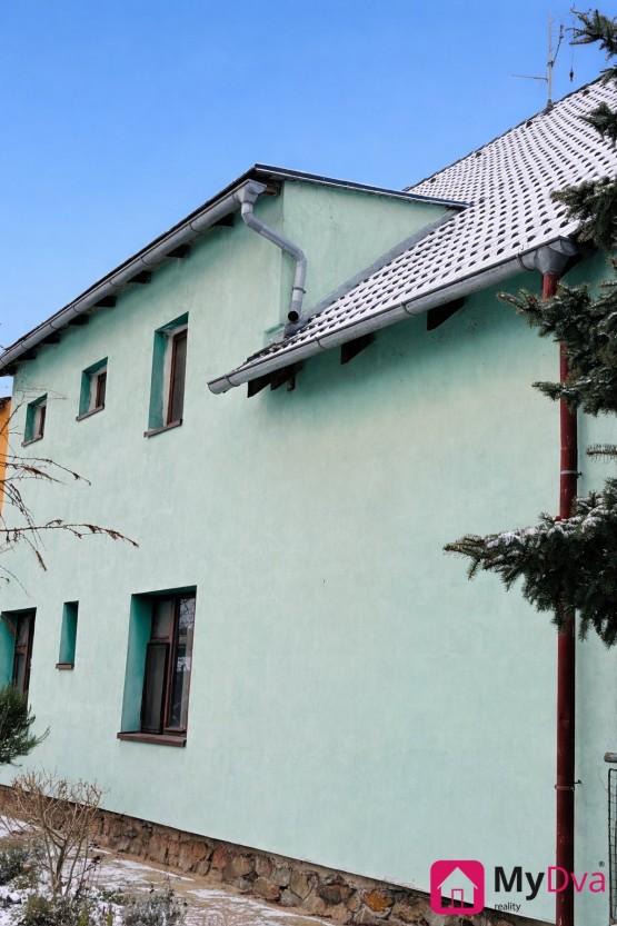 86E2BAE9-CA83-418B-B665-46C39E3BA525