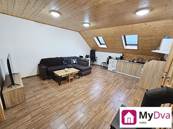 abd21057-c24f-48e3-b09e-96d336accdd6