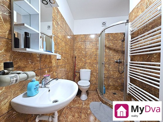 69cad7b6-1165-4e06-a16b-5f4c2044884b