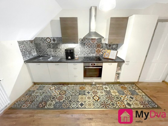 04ad308b4d2e36ad32f2d26aedc8508563d78cbb