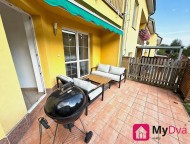 72648179-f744-43ce-a3fd-ff243c4c2e37